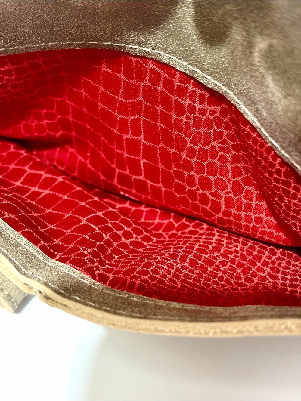 Hammitt Nash Small Crossbody Wristlet/Crossbody In Pewter/Brushed Gold/Red Zip